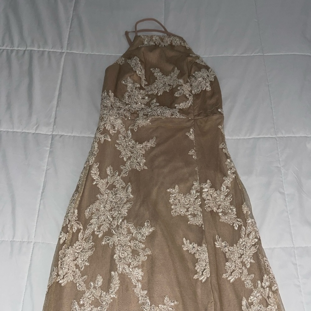 Worn once Lulus long dress in an XS